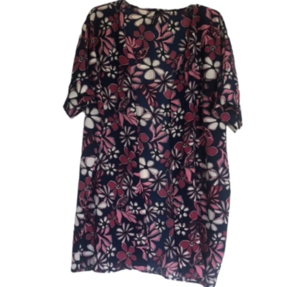 Beautiful Floral Kimono - size medium